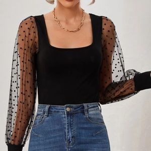 Unity Contrast Dobby Mesh Lantern Sleeve Top